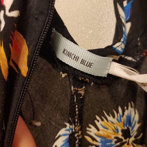 Kimchi Blue Floral Romper - Picture 4 of 5